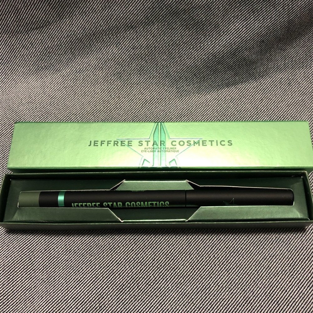 Jeffree Star Eyeliner